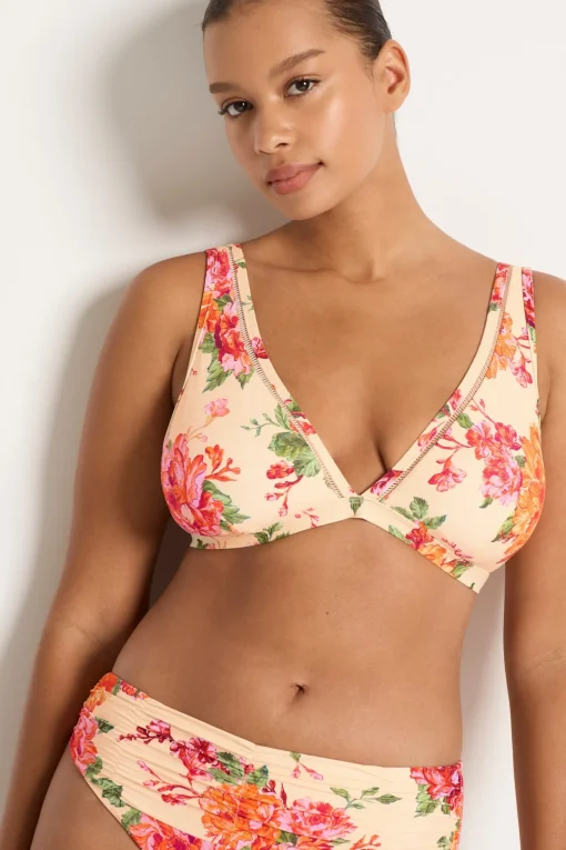 Delight Mid Rise Ruched Pant