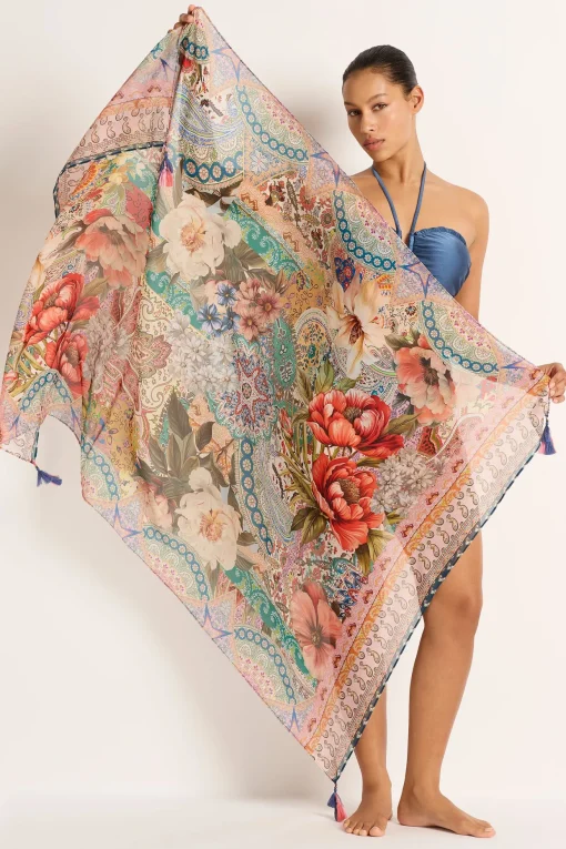 Farrah Sarong