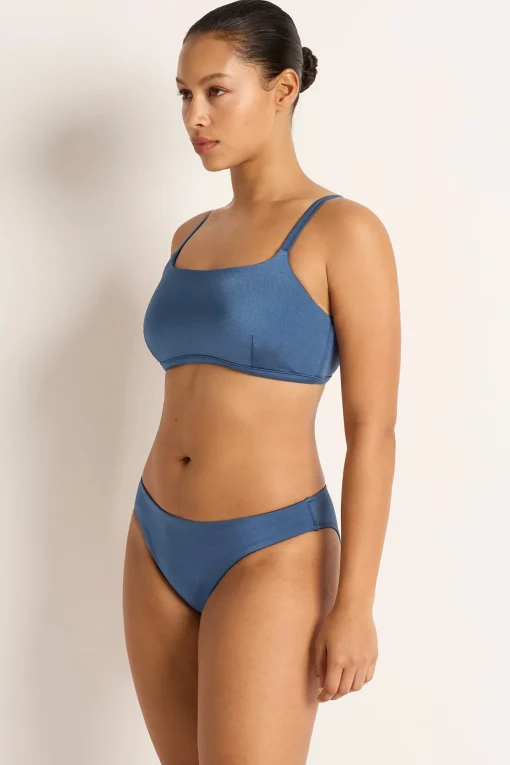 Lustre DD/E Square Neck Crop