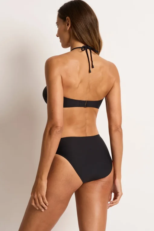 Up to a DD/E Coral Edge Bandeau